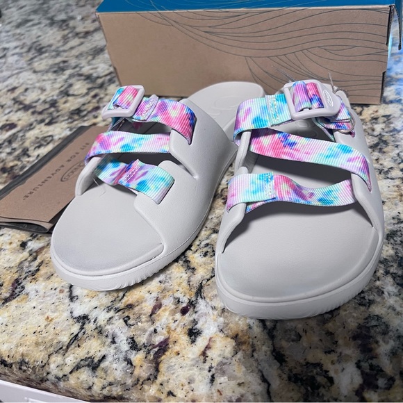 Chacos kids light tie dye size 5 - Picture 2 of 5